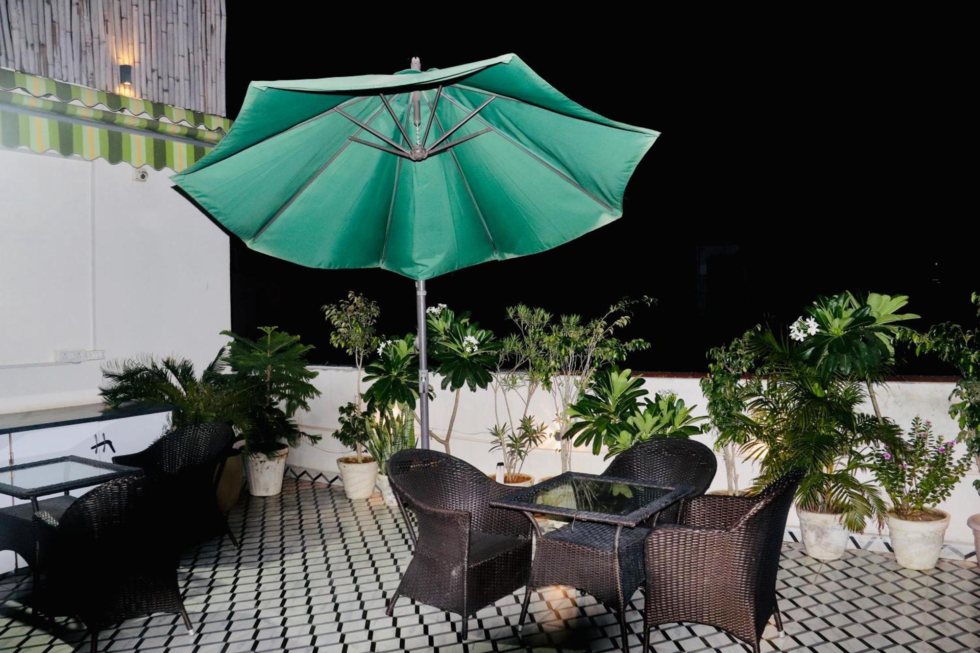 Hotel J P Residency Delhi  Exterior foto